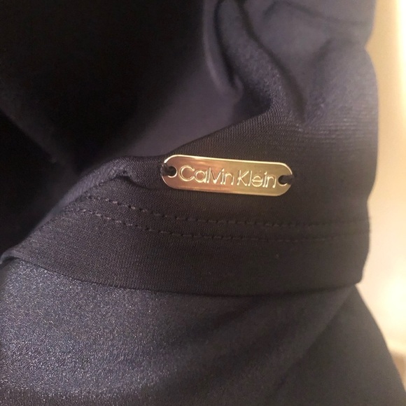 Calvin Klein SS Navy Black Color-Block Career Tunic Top Sz XL Scoop Neck Stretch - Picture 4 of 5